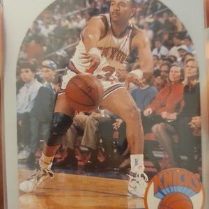 New York Knicks Basketball Trading Card